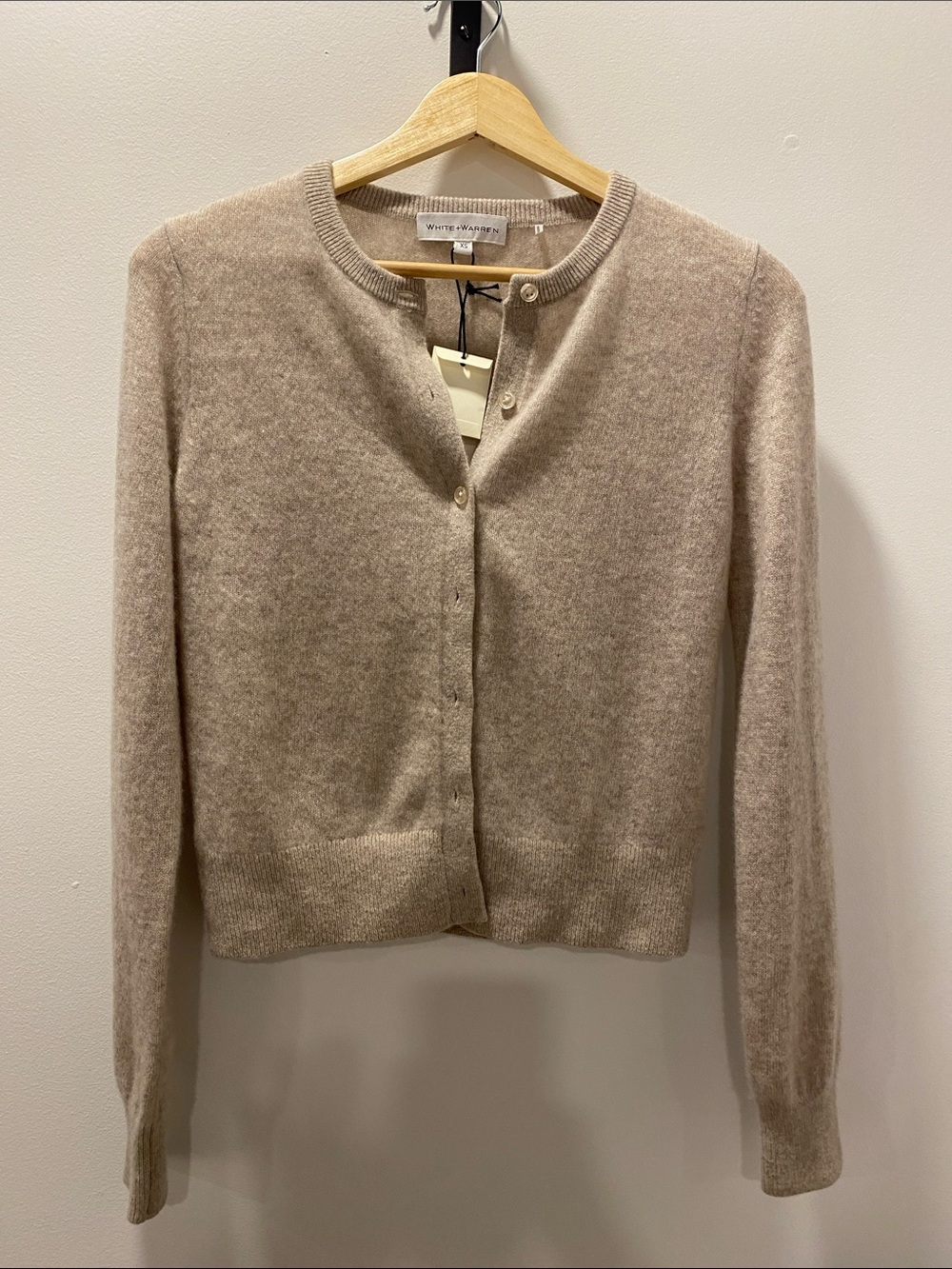 White + Warren NWT Cashmere Crewneck Cardigan